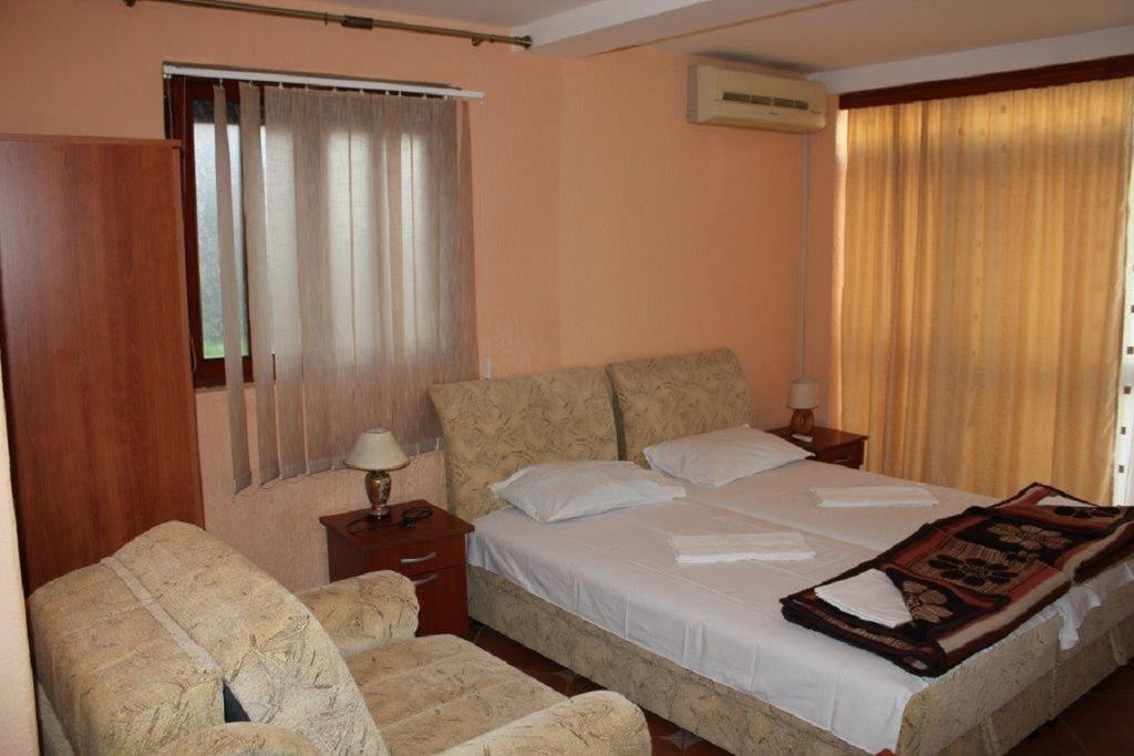 Guest House Zlatibor Budva Habitación foto